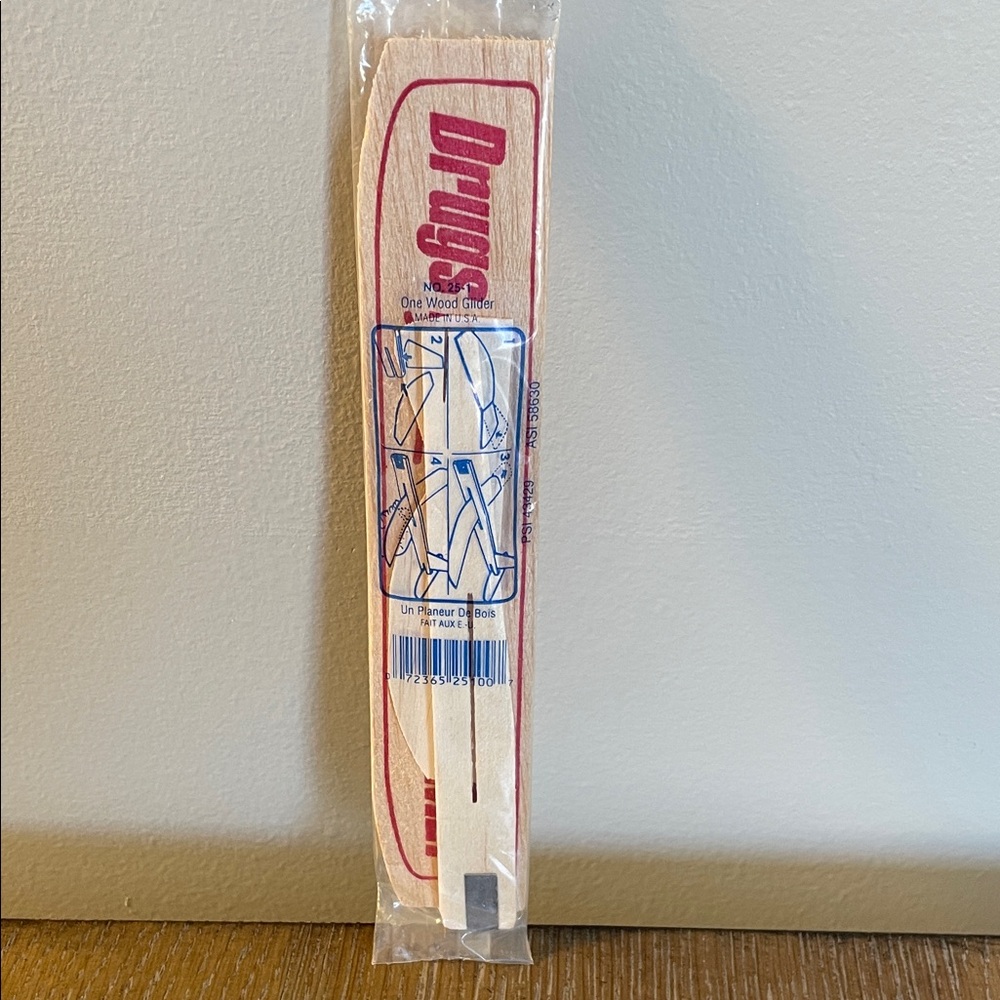 Balsa Wood Airplane Gliders- Set of 4 - Picture 8 of 9